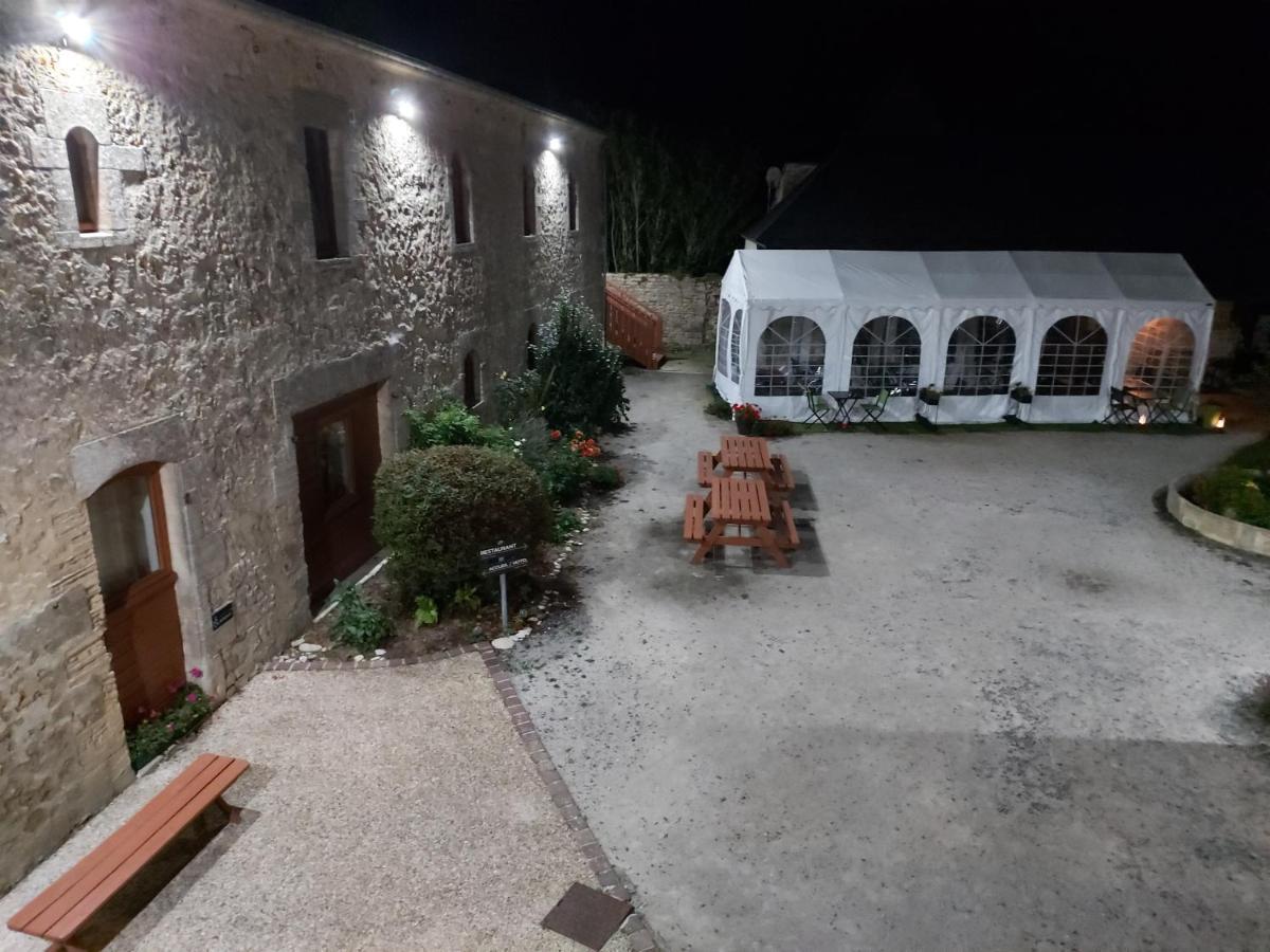 Hotel Restaurant Le Clos De L 'Ancien Pressoir Commes Exterior photo