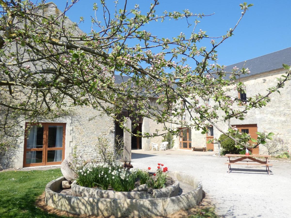 Hotel Restaurant Le Clos De L 'Ancien Pressoir Commes Exterior photo