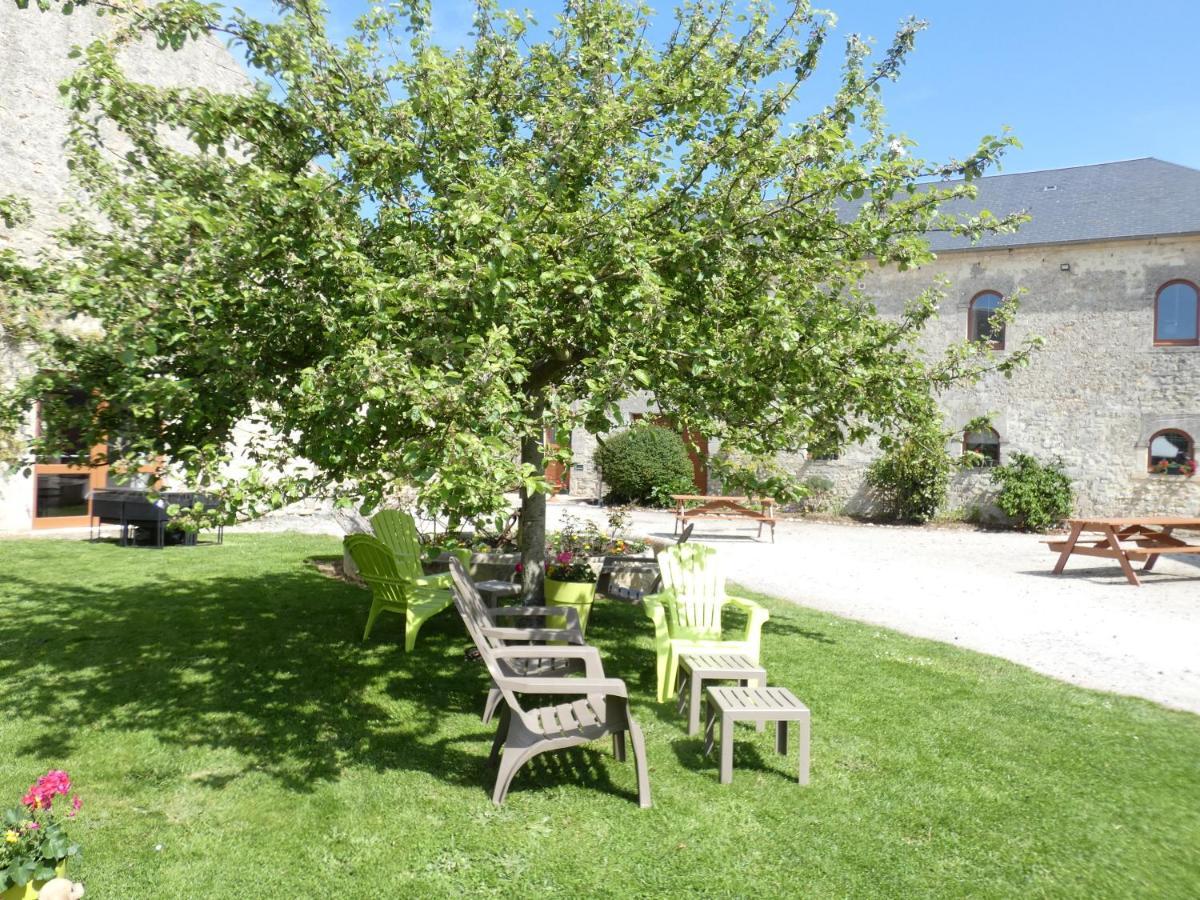 Hotel Restaurant Le Clos De L 'Ancien Pressoir Commes Exterior photo